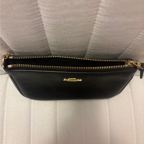 Coach Black Leather Nolita Chain wristlet - Picture 5 of 9